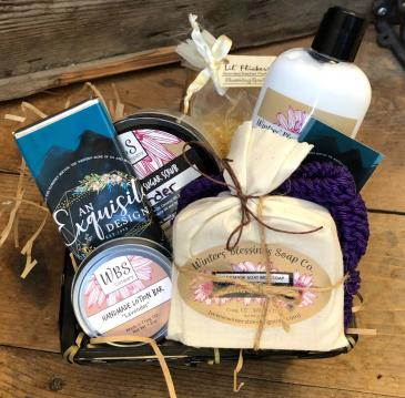 SPA BASKET Gift Item in New Castle, CO | An Exquisite Design 
