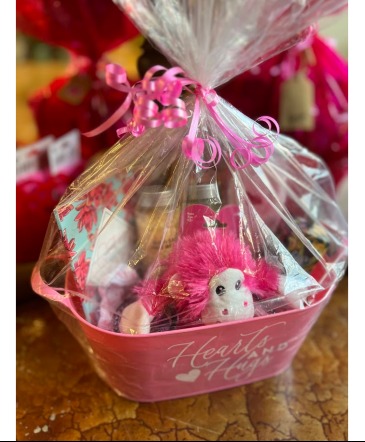 Spa Gift Basket  in Fairview, OR | QUAD'S GARDEN - Home to Trinette's Floral