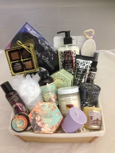 Spa La La Gift Basket in Prince George, BC | MRS FLOWERS FRESH FLOWERS & GIFTS Spa La La Gift Basket in Prince George, BC | MRS FLOWERS FRESH FLOWERS & GIFTS