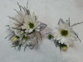 Sparkle Daisy Wrist corsage and boutonniere