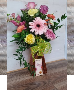 Moms Special Assorted Bouquet Fresh Arrangement