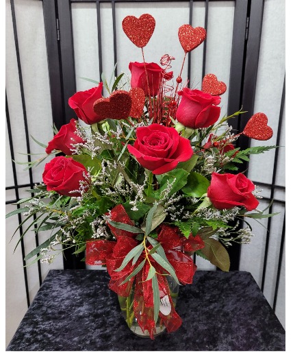 Sparkle Red Roses Vase Arrangement