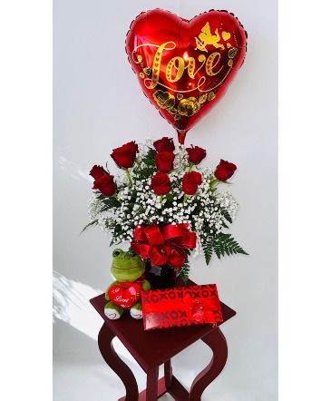 Valentine's Day Special Combo  in El Paso, TX | A FLOWER 4 US