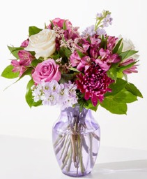 Special Hug Bouquet Vase Arrangement