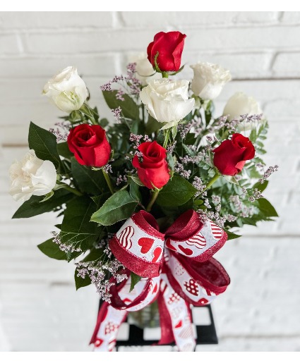 SPECIAL - Mixed Dozen Roses with Gourmet Toffee 