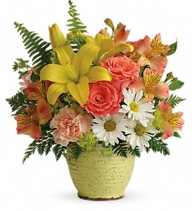 Speckled Sunshine Fresh Arrangement