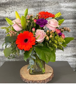 Spectacular Floral Garden  Arrangement