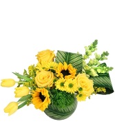 Splendid Sunshine Vase Arrangement