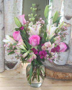 Splendid Surprise vase arrangement in North Adams, MA | MOUNT WILLIAMS GREENHOUSES INC Splendid Surprise vase arrangement in North Adams, MA | MOUNT WILLIAMS GREENHOUSES INC