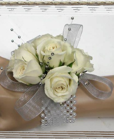 Spray rose wrist corsage  in Orleans, ON | SELECT BLOOMS FLORAL BOUTIQUE