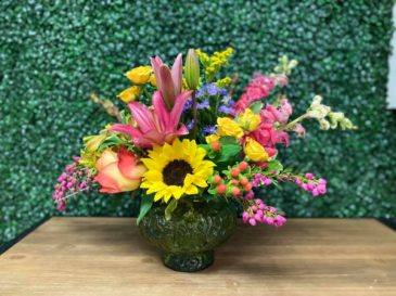 Spring Feeling Spring Mix in Nederland, TX | Sparkle and Co. Florist
