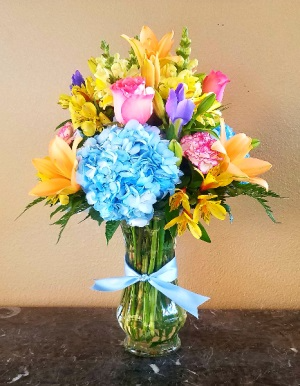 Spring Fling Home in Ventura, CA | Mom And Pop Flower Shop Spring Fling Home in Ventura, CA | Mom And Pop Flower Shop