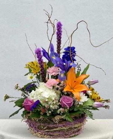 Spring Fling Powell Florist Featured Arrangement