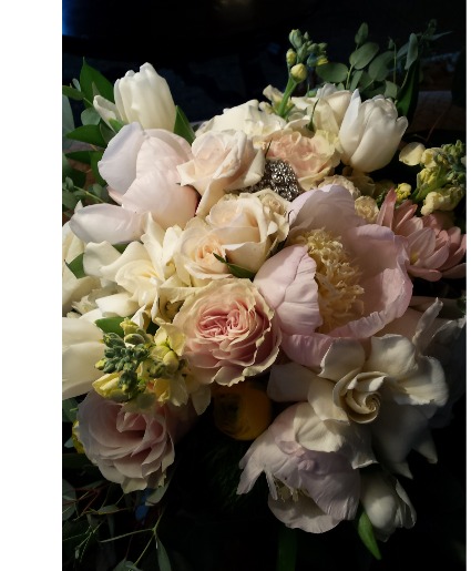 Spring garden with gardenias Bridal.bouquet