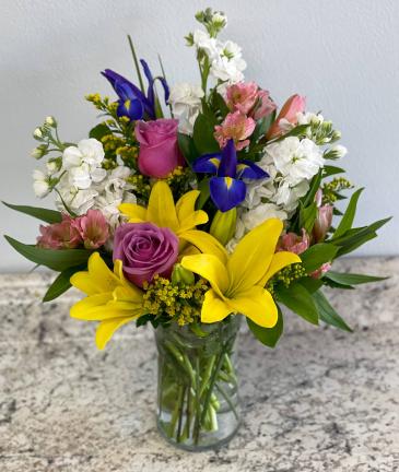 Spring Meadows  Fresh Arrangement in Saint Simons Island, GA | A COURTYARD FLORIST