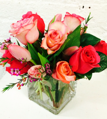 Spring Mix Mix of roses, tulips and seasonal greens in cube