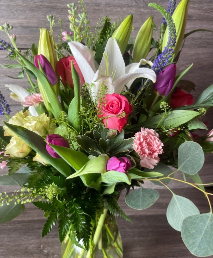 Spring mix Vase