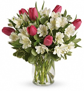Spring Romance Bouquet All the way around in Ballston Spa, NY | Briarwood Flower & Gift Shoppe Spring Romance Bouquet All the way around in Ballston Spa, NY | Briarwood Flower & Gift Shoppe