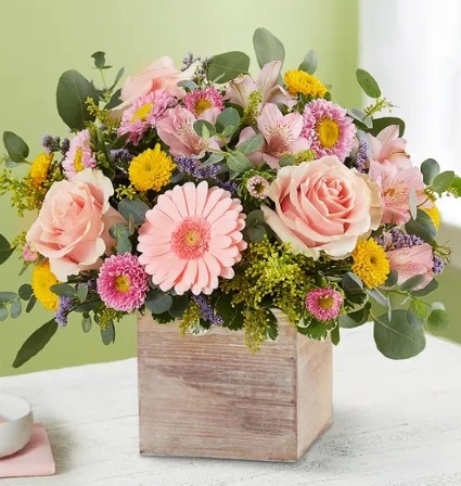 Spring Sentiment™ Bouquet 