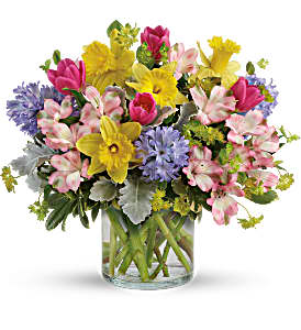 Springtime's Here TSP02-1A Bouquet in Moses Lake, WA | FLORAL OCCASIONS