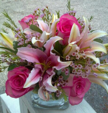 Square Delight Fresh Vase Arrangement
