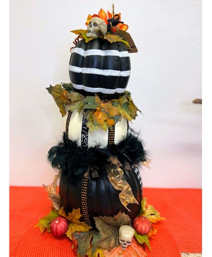 Stacked Pumpkin Decor 