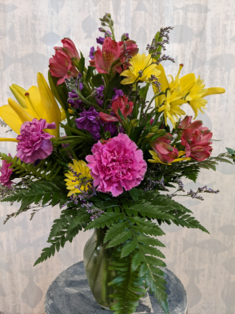 Standard Mixed Vase Arrangement