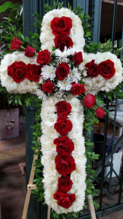 LOVING RED ROSE/WHITE  CROSS   CALL IN 562/599-9742 TO CHANGE COLOR OF ROSES
