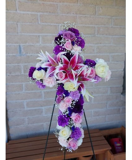 Standing Cross Wreath