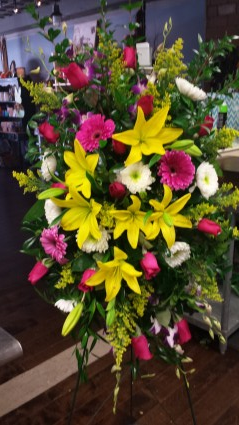Spring Mix Standing Spray
