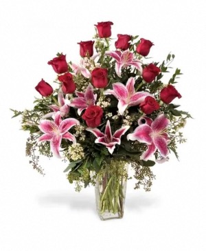 Stargazer and Rose Romance  Vase arrangement 