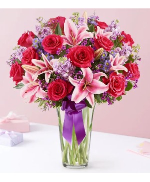 Straight From The Heart 95180 in Beaufort, SC | Smiling Petals Flower Shop Straight From The Heart 95180 in Beaufort, SC | Smiling Petals Flower Shop
