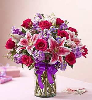 Straight From the Heart 95180m in Beaufort, SC | CAROLINA FLORAL DESIGN Straight From the Heart 95180m in Beaufort, SC | CAROLINA FLORAL DESIGN