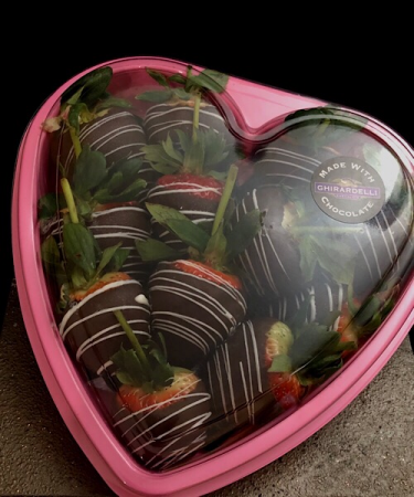 Strawberriy heart Chocolate covered strawberries