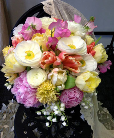 Strawberry Summer Bouquet in Ozone Park, NY | Heavenly Florist