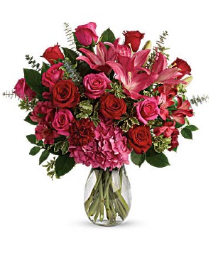 Striking  Feeling Rose- Mix flower Arrangement