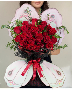  strikingres  red roses  Butterfly Bouquet