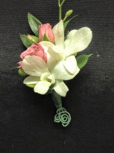 boutonniere for prom