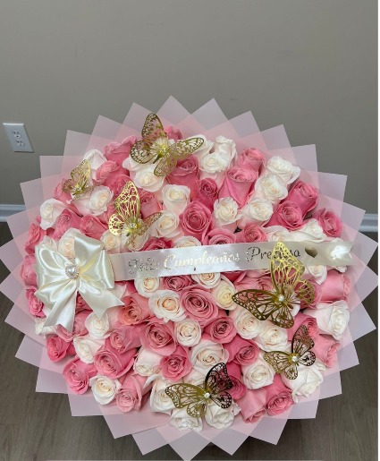 STUNNING PINK & WHITE LOVE LOVE BOUQUET