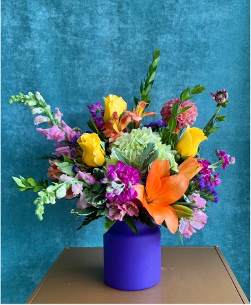 STUNNING SAVANNAH SURPRISE FLOWER ARRANGEMENT in Hampstead, NC | Surf City Florist