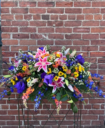 Stunning Stars Casket Spray in La Grande, OR | FITZGERALD FLOWERS Stunning Stars Casket Spray in La Grande, OR | FITZGERALD FLOWERS