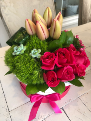 Stylish Summer Flower Box in Sparta, NJ | Bluet Flower Co. Stylish Summer Flower Box in Sparta, NJ | Bluet Flower Co.