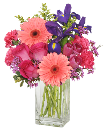 Suddenly Spring Flower Arrangement in Darien, CT | DARIEN FLOWERS