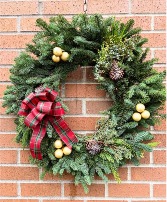 Classic Reds Holiday Wreath 