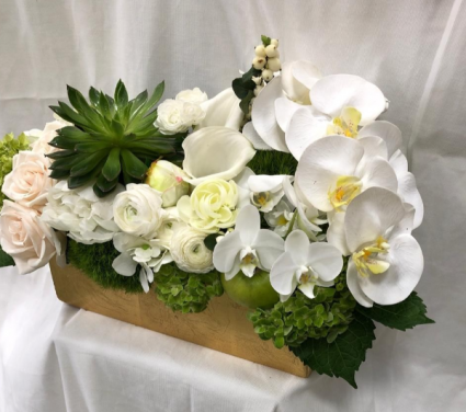 Sukkot, green& white Sukkot, green orchids & Hydrangea