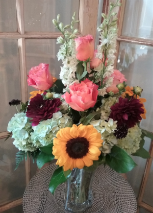 Summer Breeze fresh arrangnment in Cincinnati, OH | Hyde Park Floral & Garden Summer Breeze fresh arrangnment in Cincinnati, OH | Hyde Park Floral & Garden