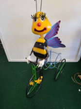 Summer Metal Bee On Trike
