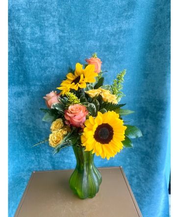 SUMMER SUN FLOWER ARRANGEMENT in Hampstead, NC | Surf City Florist