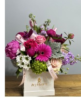 Summer time flowers Arrangement