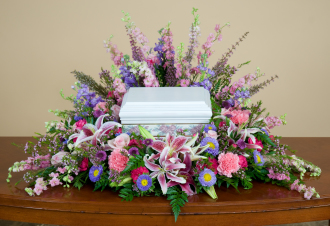 summer time urn garden